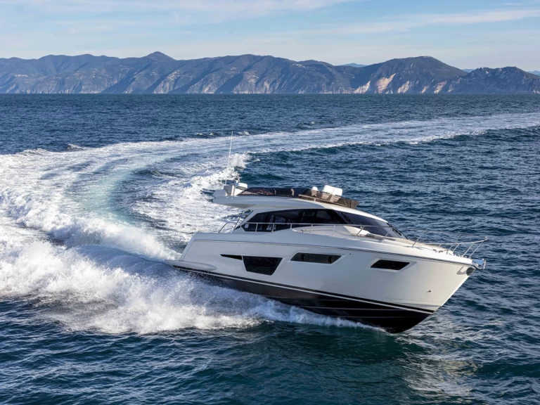 Ferretti Ferretti Yachts 500 - 3 + 1 cab te huur van particulier of professional in Sukošan