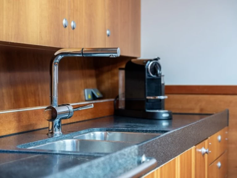 Zeilboot te huur in Piraeus voor de beste prijs