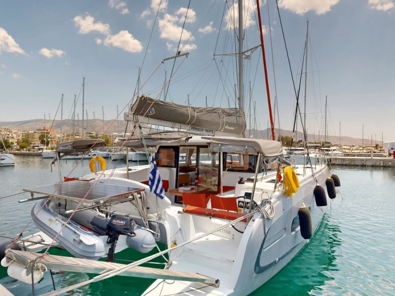 Huur een Excess Excess 11 in Rhodes (City)