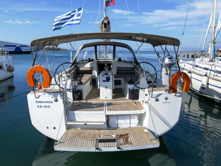 Bootverhuur Jeanneau Sun Odyssey 440 in Neo Klima via SamBoat