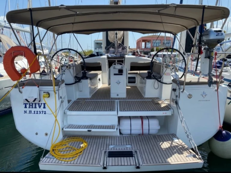 Zeilboot te huur in Rhodes (City) voor de beste prijs