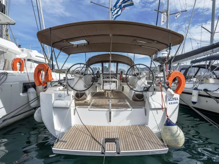 Bootverhuur Benítses goedkoop Sun Odyssey 479