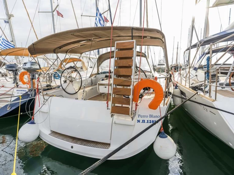 Zeilboot te huur in Skiathos voor de beste prijs