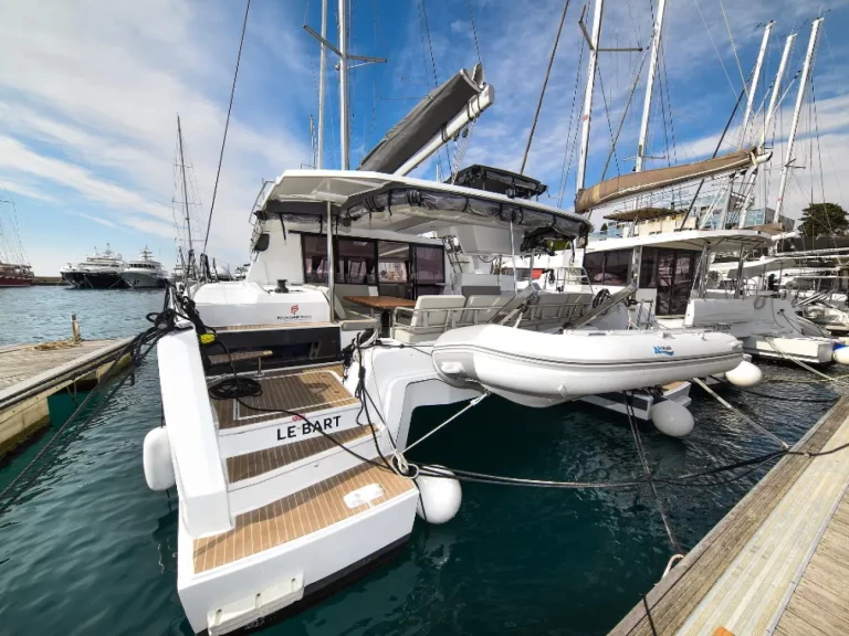 Huur Catamaran met of zonder schipper Fountaine Pajot in Ðuraševići