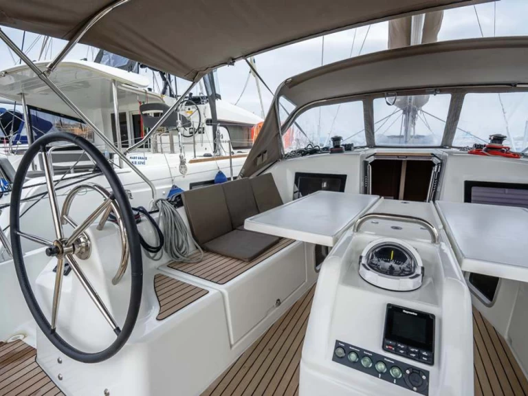 Huur Zeilboot met of zonder schipper Jeanneau in Lávrio