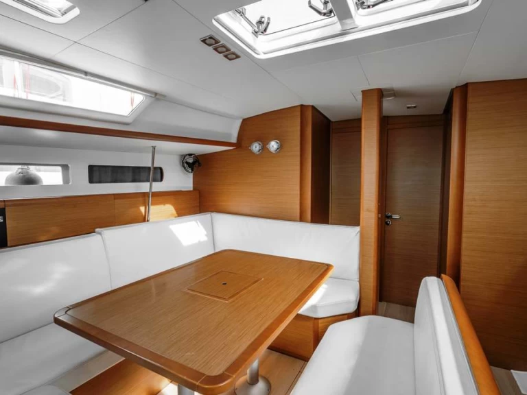 Jeanneau Sun Odyssey 479 te huur van particulier of professional in Benítses