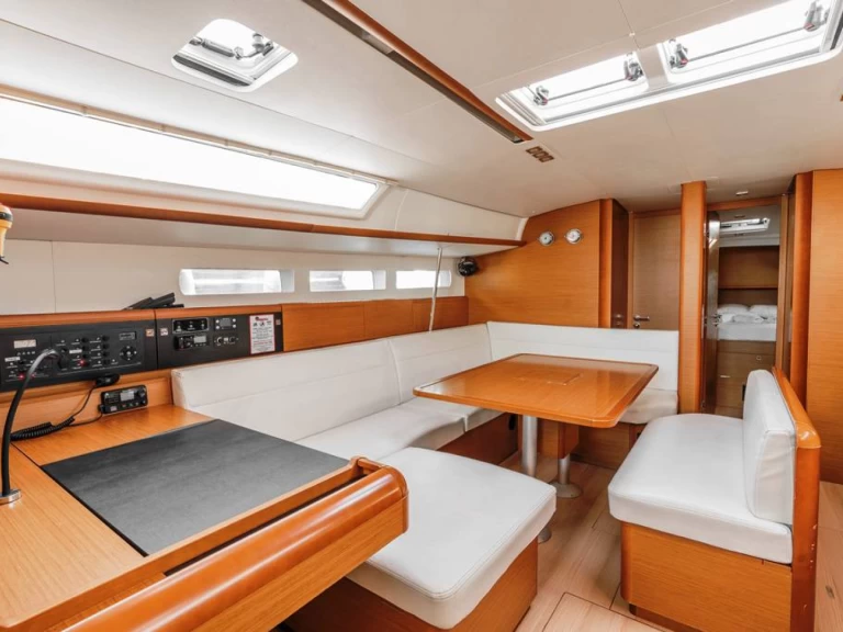 Jeanneau Sun Odyssey 519 te huur van particulier of professional in Skiathos