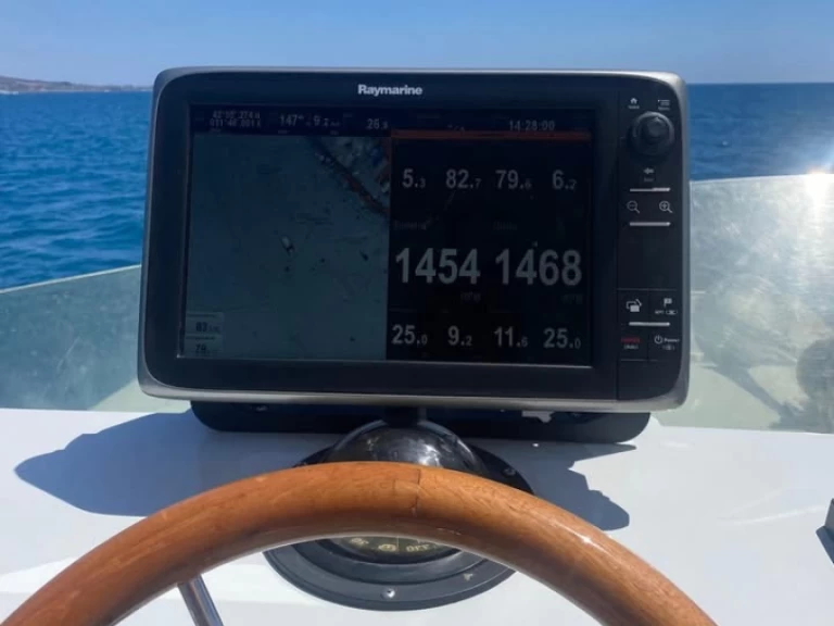 Motorboot te huur in Porto Riva di Traiano voor de beste prijs