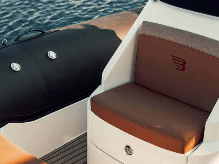 Verhuur Motorboot BREVA met vaarbewijs