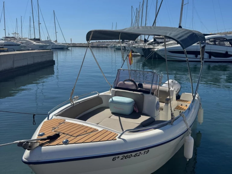 Huur een Pegazus GT  in Portocolom