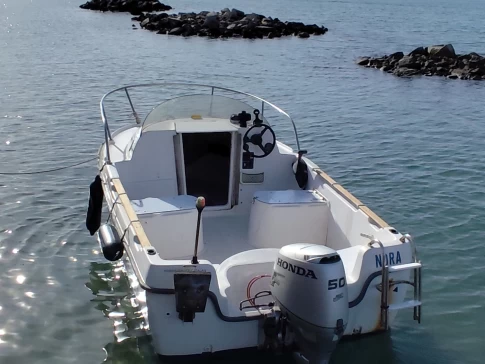 Motorboot te huur in Frankrijk voor de beste prijs