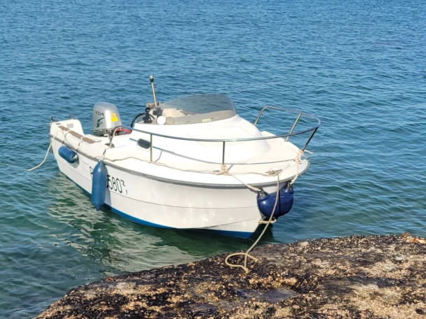 Bénéteau Antares 450 te huur van particulier of professional in Frankrijk