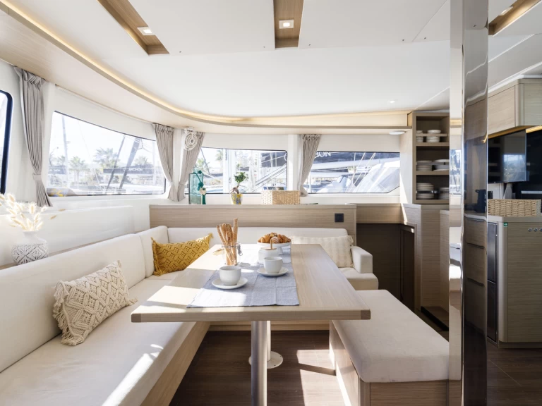 Bootverhuur Lagoon Lagoon 46 in Rhodes (City) via SamBoat