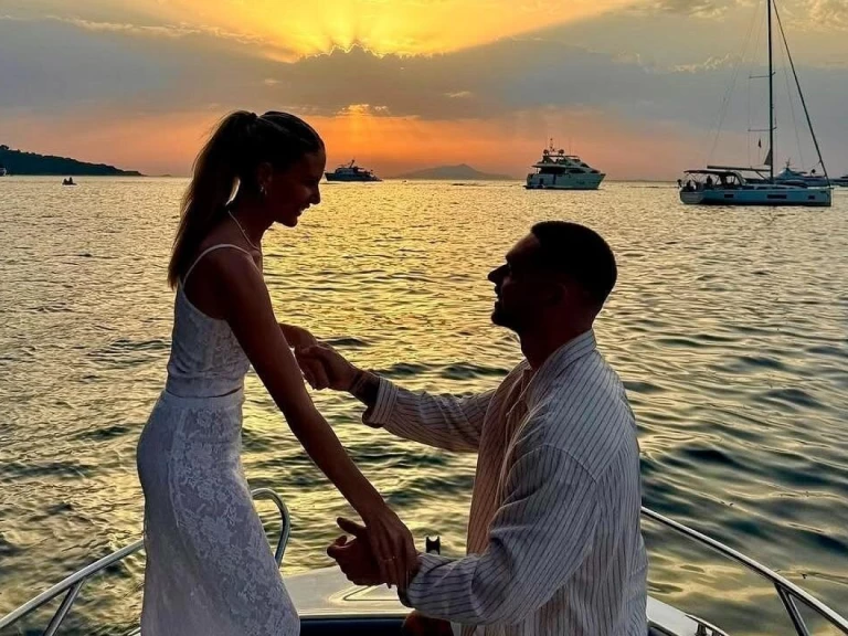 Huur Motorboot met of zonder schipper Barqa in Sorrento