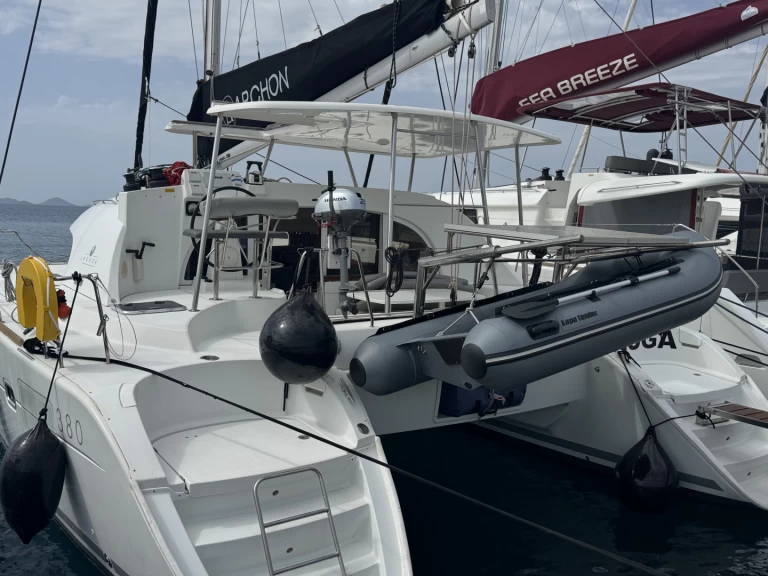 Bootverhuur Lagoon Lagoon 380 S2 in Rhodes (City) via SamBoat