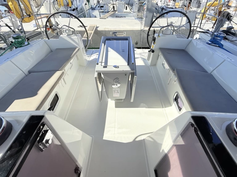 Zeilboot te huur in Sukošan voor de beste prijs