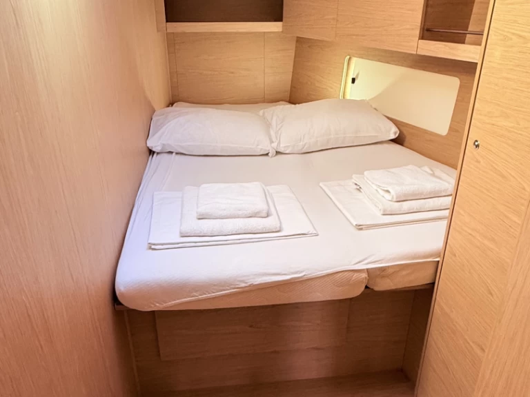 Huur een Bénéteau Oceanis 46.1 in Sukošan