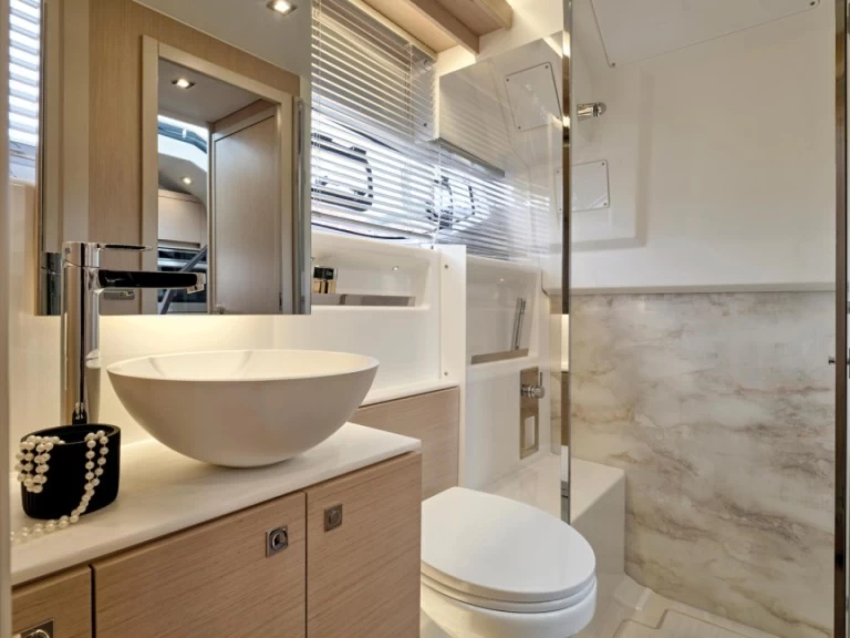 Motorboot te huur in Marina de Portimão voor de beste prijs