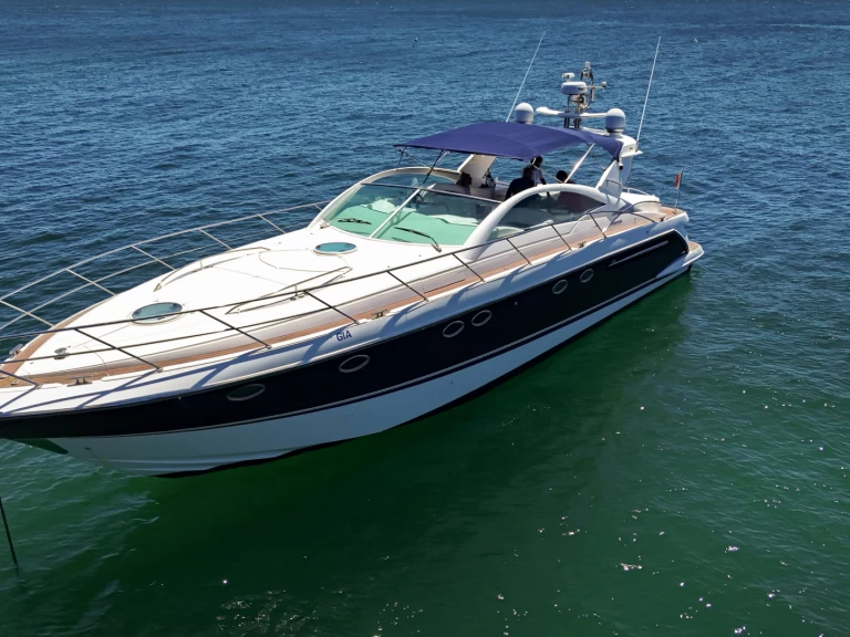 Motorboot te huur in Cascais voor de beste prijs