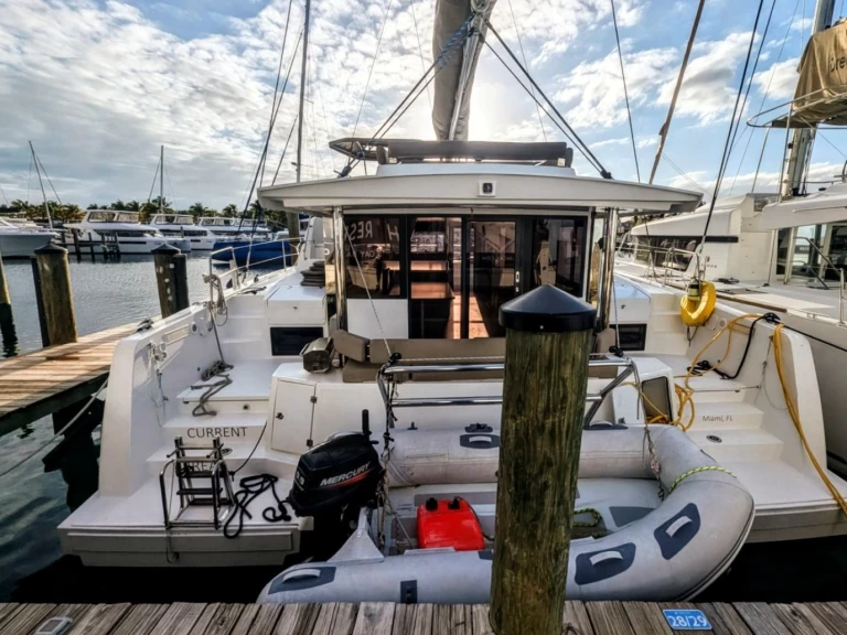 Catamaran te huur in Nassau voor de beste prijs