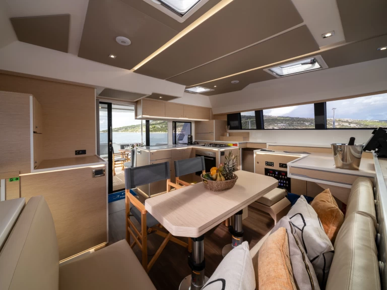 Verhuur Catamaran in Rodi Garganico - Cervetti Cervetti 44 