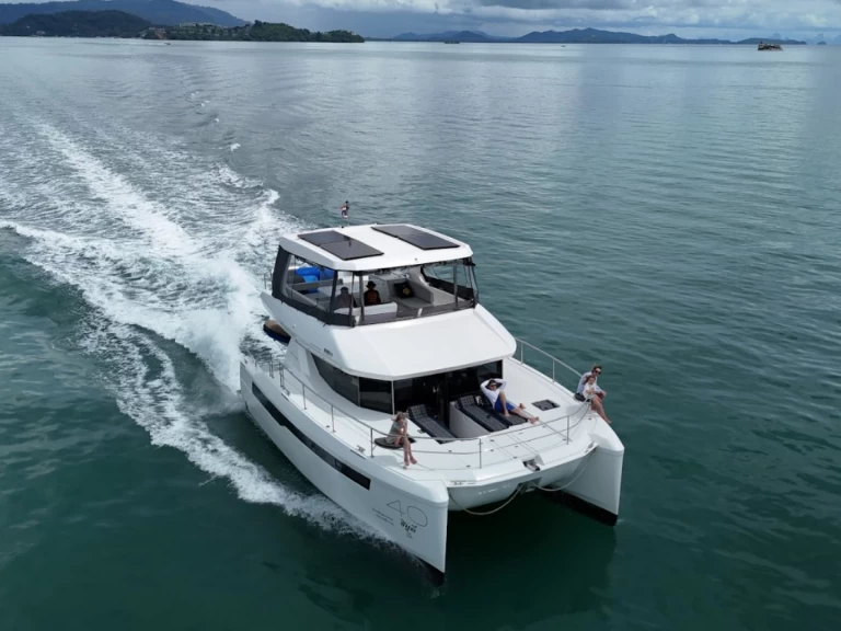 Robertson and Caine Leopard 40 PC te huur van particulier of professional in Amphoe Mueang Phuket