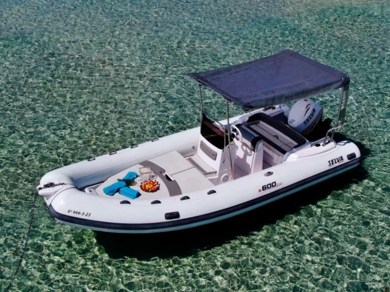 RIB te huur in Gapeau voor de beste prijs