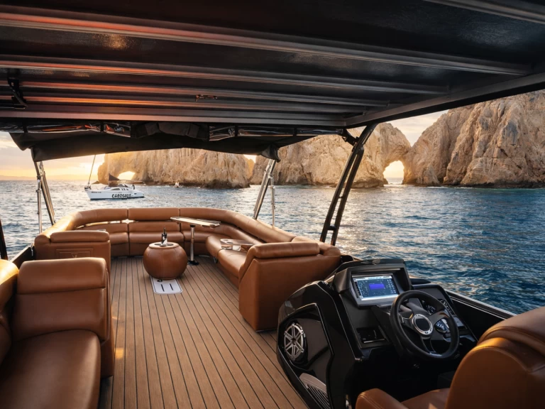 Verhuur Motorboot Custom Made met vaarbewijs