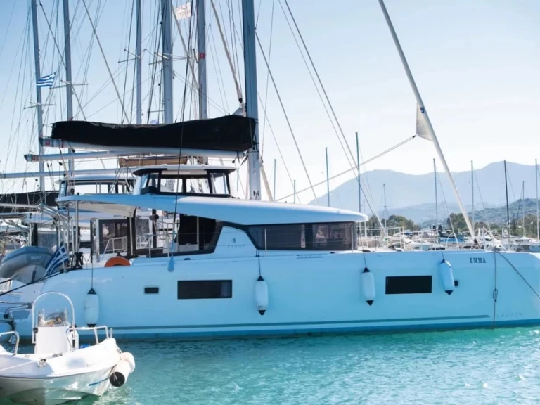 Huur Catamaran met of zonder schipper Lagoon in Ligia