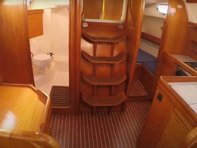 Zeilboot te huur in Kiáto voor de beste prijs