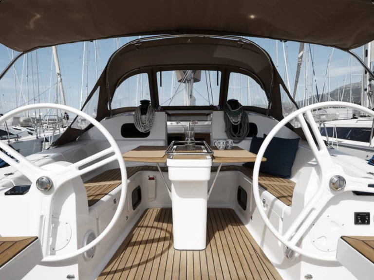 Bootverhuur Elan Impression 45 in Vodice via SamBoat