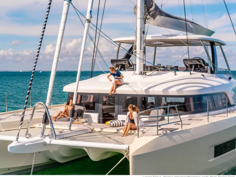 Jachthuur in Salerno - Lagoon Lagoon Sixty 5 Owner's Version via SamBoat