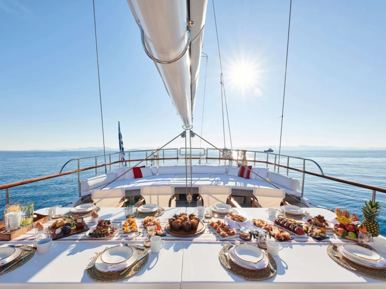 Verhuur Jacht in Piraeus - Custom Gulet-Motor Sailor WHITE PEARL