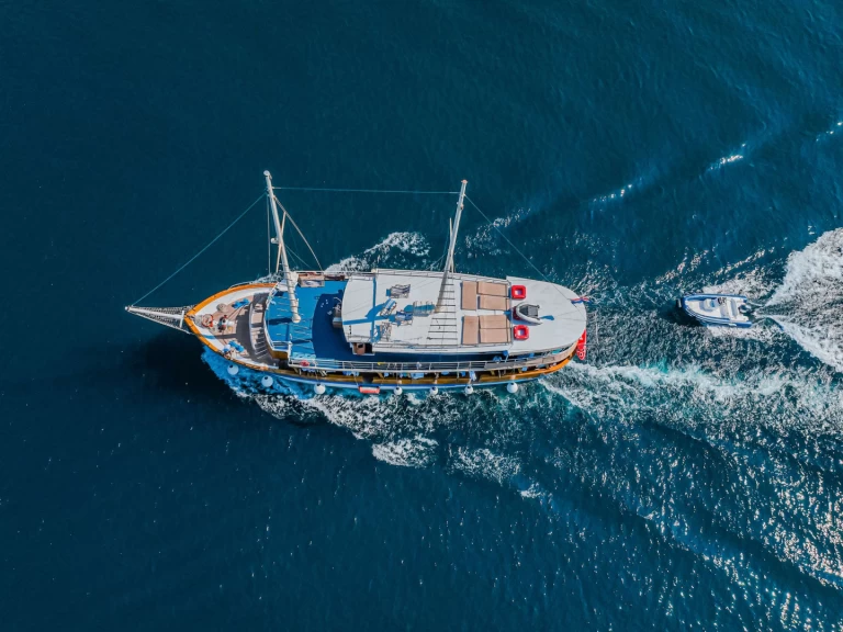Huur een  Custom Built Aluminum Cutter NOVI DAN in Kroatië