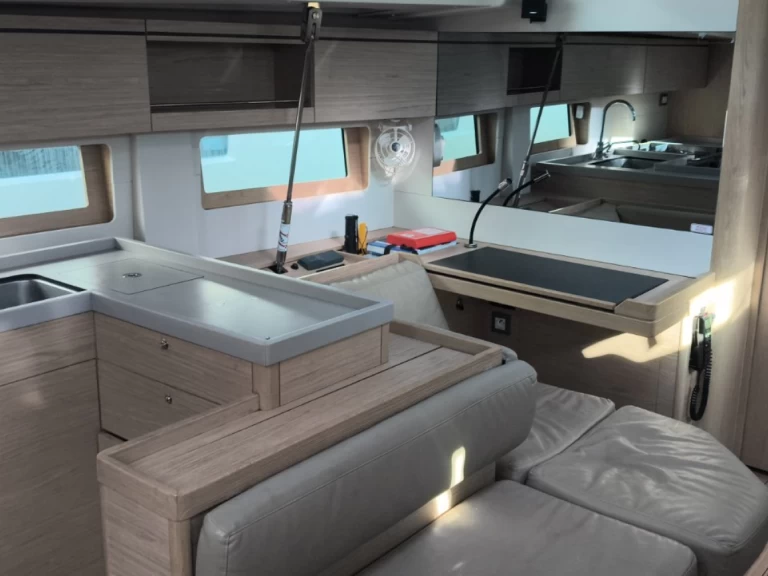 Verhuur Zeilboot Bénéteau met vaarbewijs