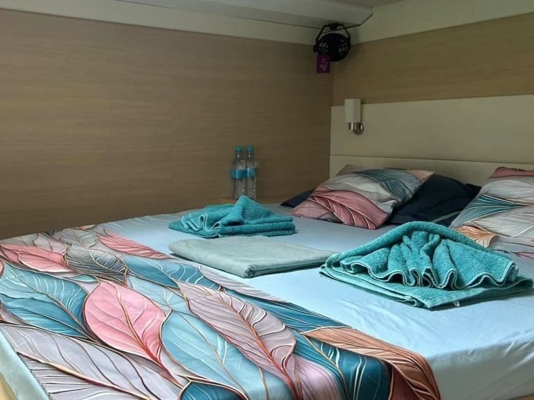 Bootverhuur Eden Island goedkoop Lagoon 620