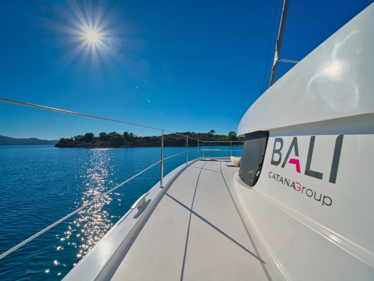 Bootverhuur Gouviá goedkoop Bali Catsmart