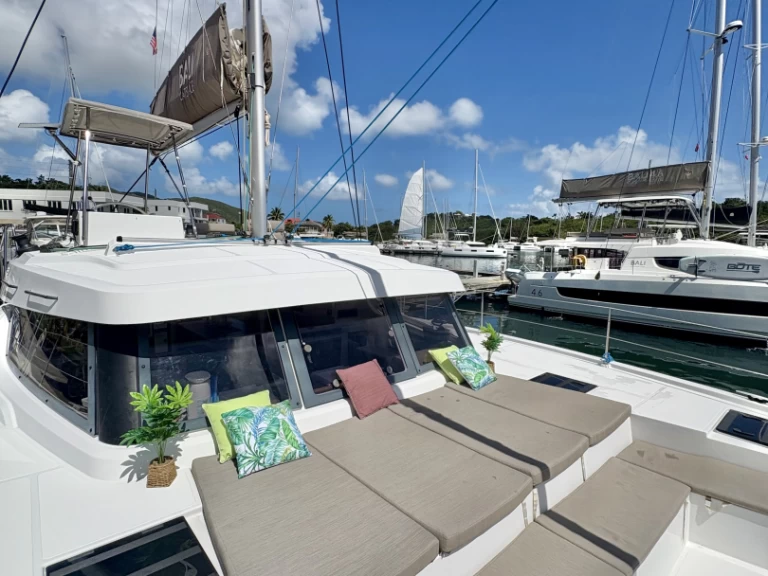 Verhuur Catamaran in Parham Town - Bali Bali Catspace Voile