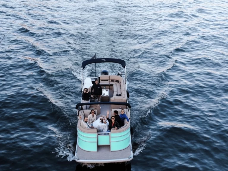 Huur Motorboot met of zonder schipper Croisière privée in Paris