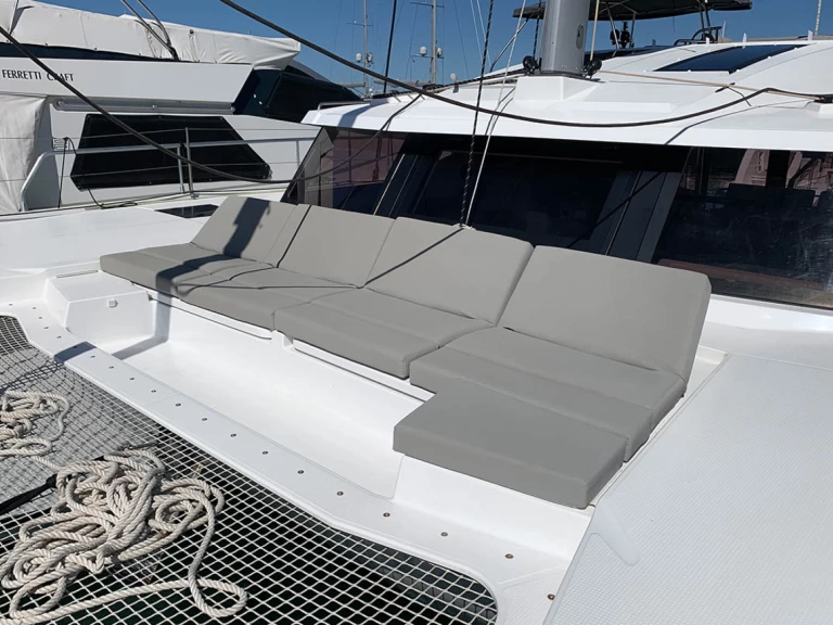 Verhuur Catamaran Fountaine Pajot met vaarbewijs