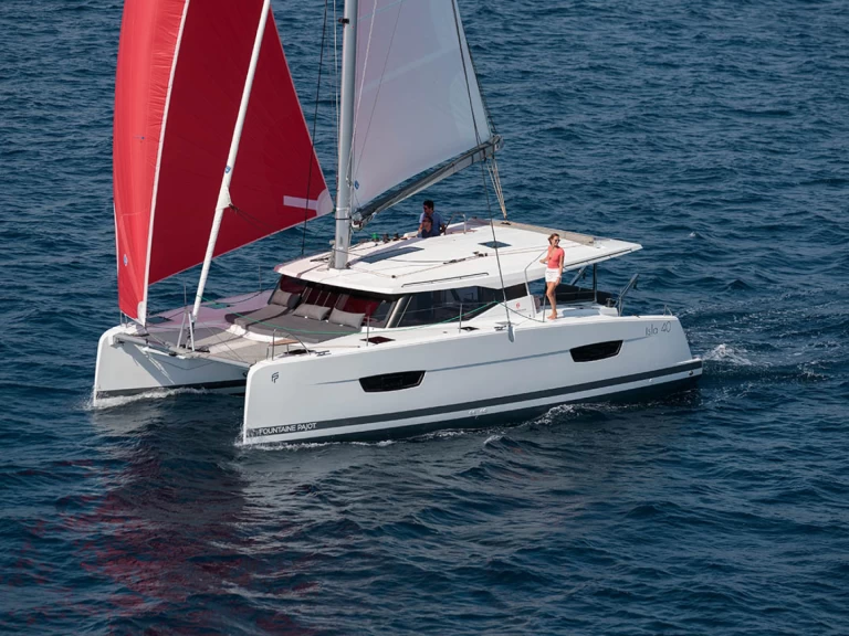 Bootverhuur Fountaine Pajot Isla 40 in Álimos via SamBoat