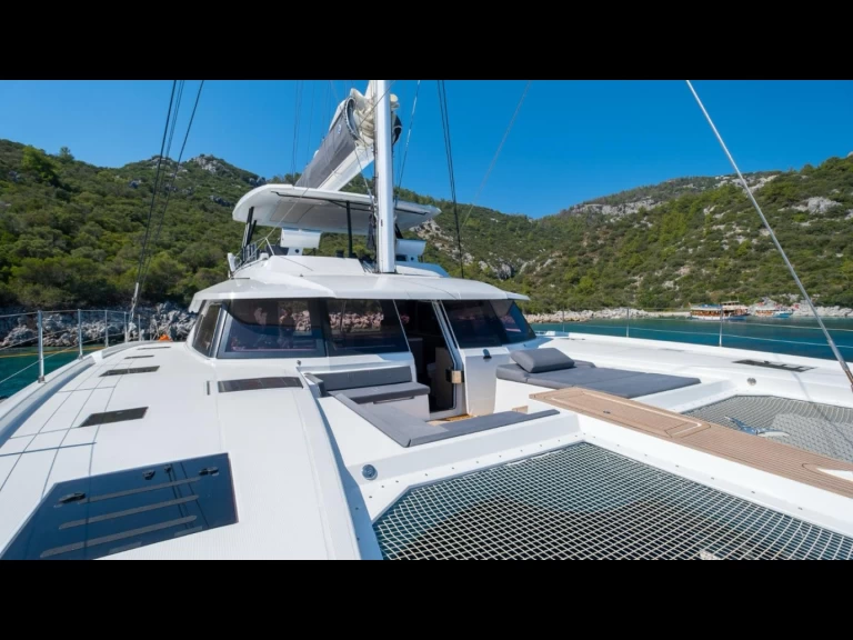 Huur een Fountaine Pajot Fountaine Pajot Alegria 67 - 5 + 2 cab. in Bodrum