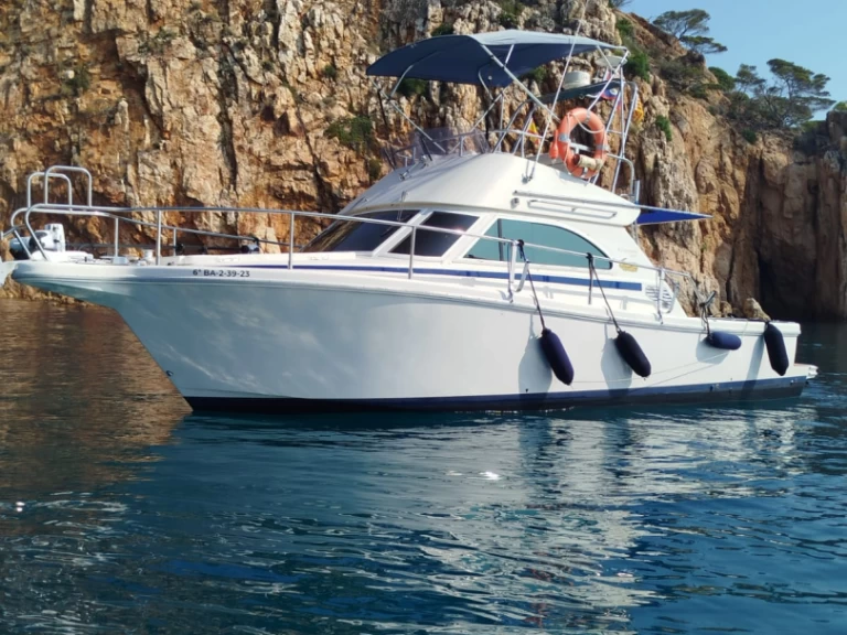 Bootverhuur Cayman 30 Fly in Sant Feliu de Guíxols via SamBoat