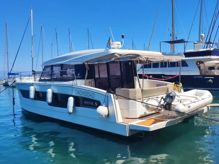 Fountaine Pajot Fountaine Pajot MY4.S te huur van particulier of professional in Taranto