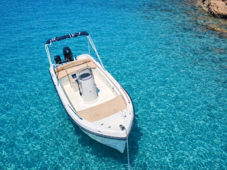 Verhuur Motorboot Funboat met vaarbewijs