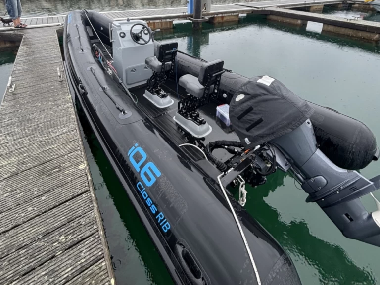 Huur een 3D Tender IQ6 in Marseille