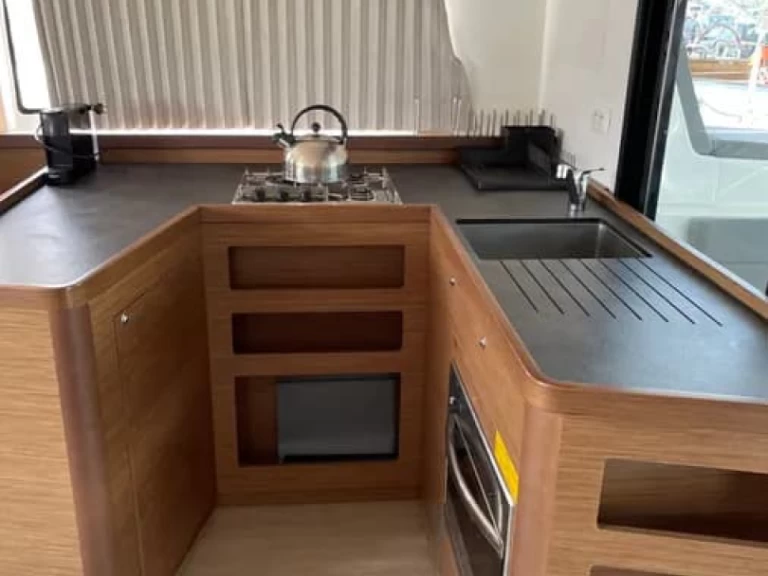 Bootverhuur Lefkáda goedkoop Lagoon 42