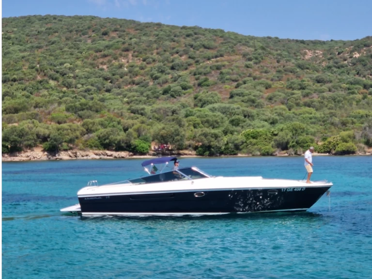 Verhuur Motorboot Itama met vaarbewijs