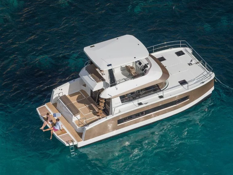 Bootverhuur Lissabon goedkoop Fountaine Pajot MY 37