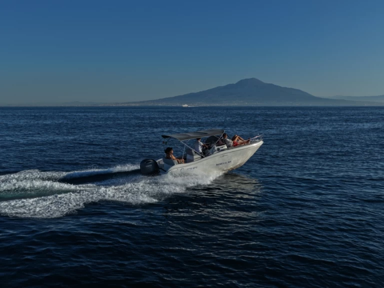 Motorboot te huur in Sorrento voor de beste prijs